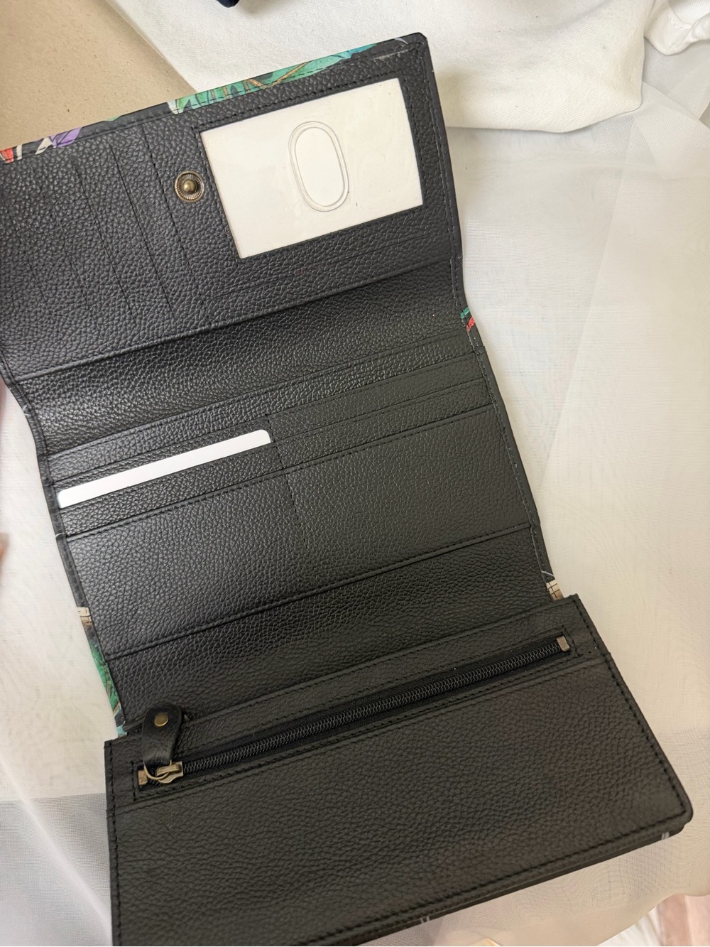 Anuschka Black w/Leopards 3 Fold Wallet - Picture 3 of 3